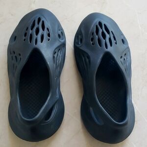 Yeezy Foam Runners